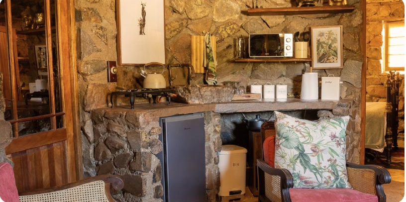 Round Room cottage kitchenette